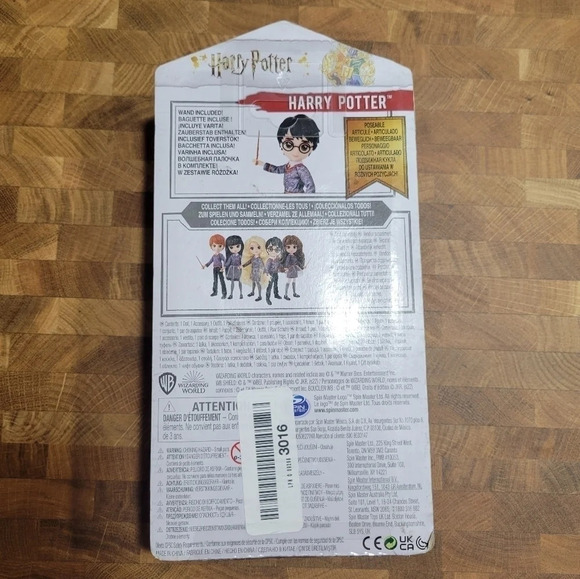 Spin Master Wizarding World Harry Potter 8 Inch Doll Figure - Picture 7 of 7